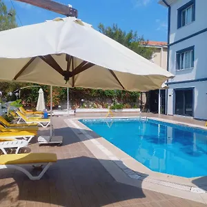 Otel Pine Ayvalık Ayvalı